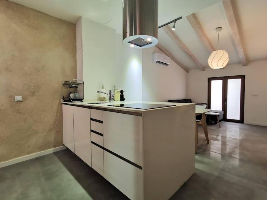 New! Renovated House With Terrace In Cambrils Villa Ngoại thất bức ảnh